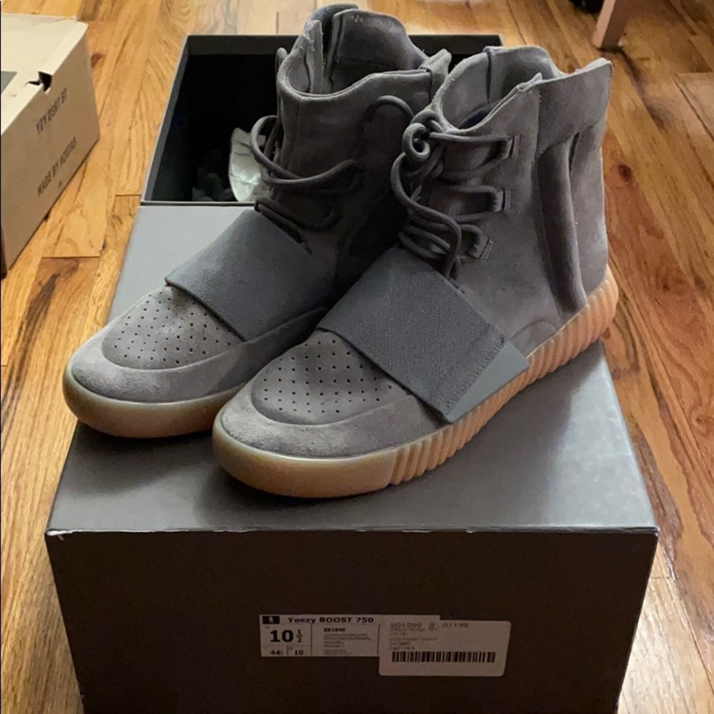 Yeezy BOOST 750 Gum